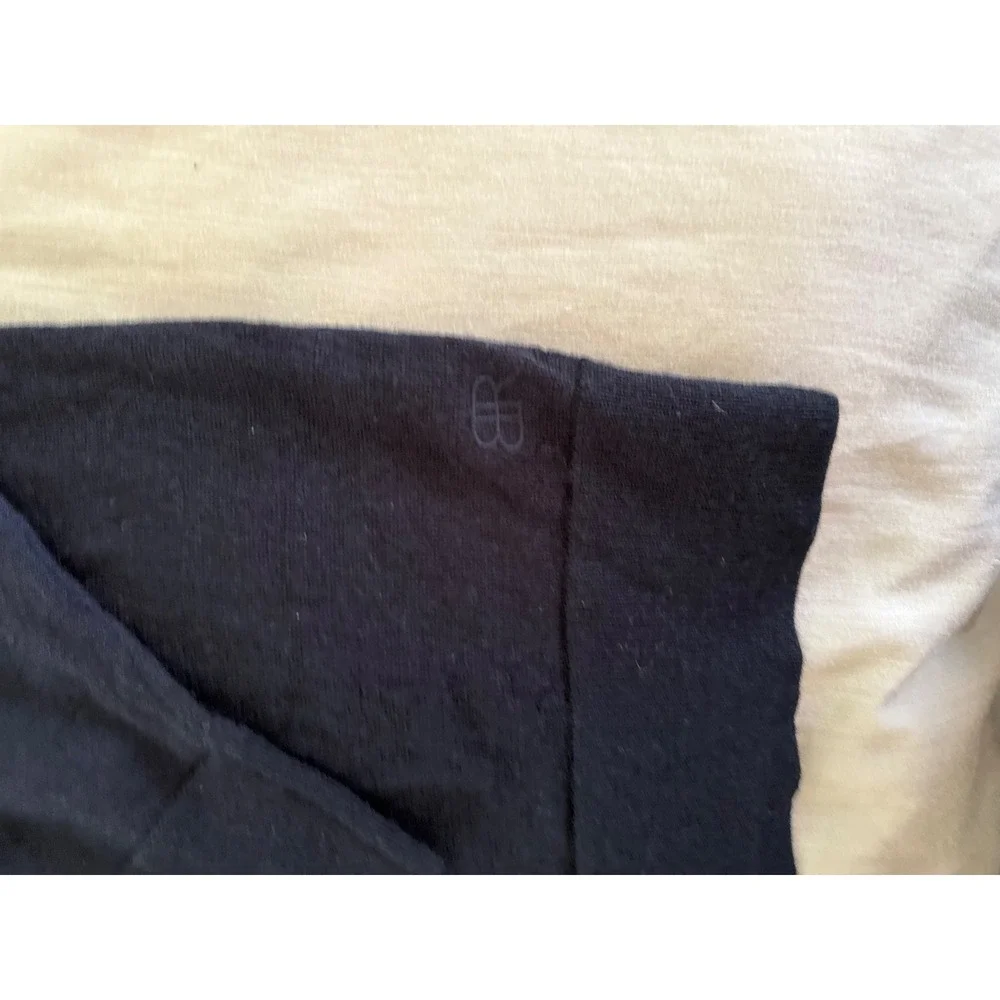 Banana Republic 100% Merino Wool Dark Navy Crewneck Sweater Men's M Quiet Luxury